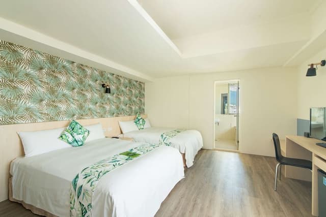 Standard Quadruple Room