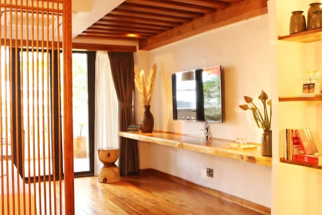 Executive Studio, Balcony, City View