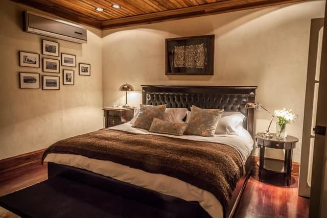 Suite with Garden View