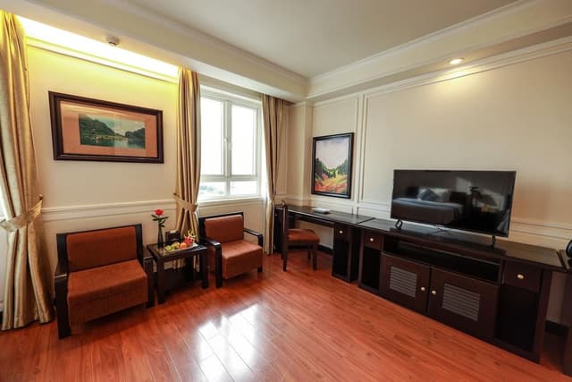Deluxe Twin Room (French Wing)