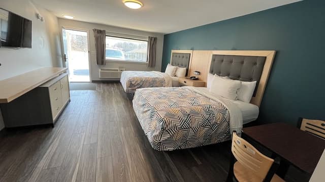 Deluxe Room, 2 Queen Beds, Non Smoking, Kitchenette