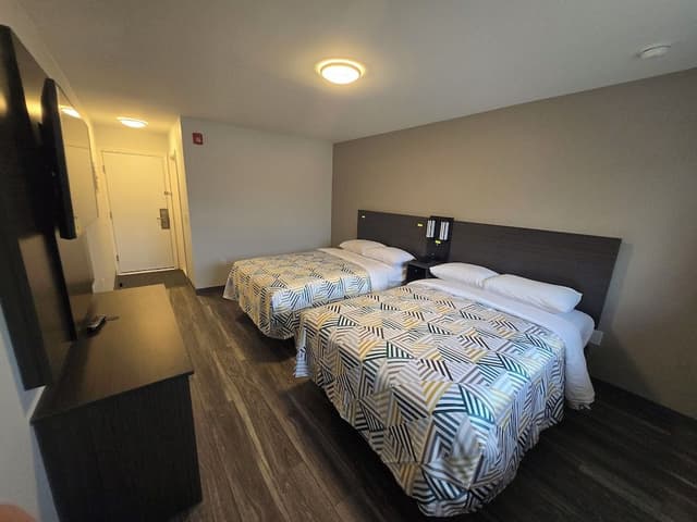 Standard Room, 2 Double Beds, Non Smoking