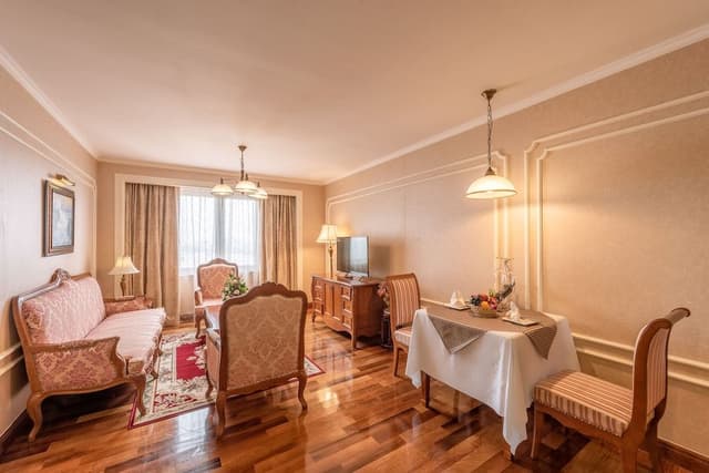 Royal Suite