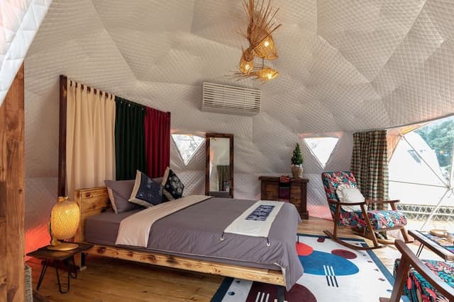 Deluxe Tent