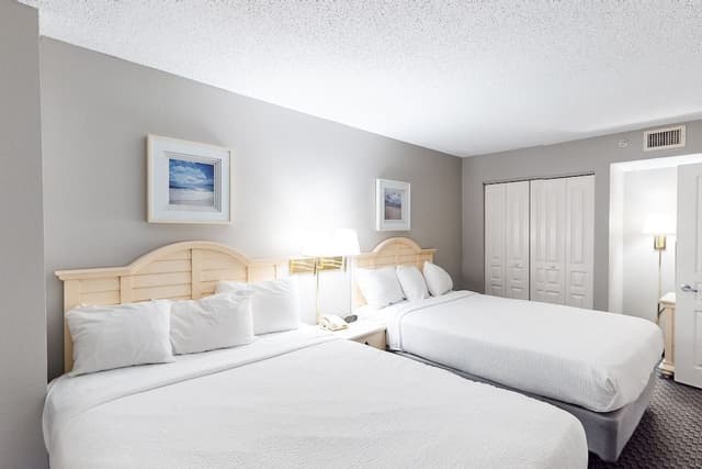 Condo, 2 Bedrooms (Oceanfront)