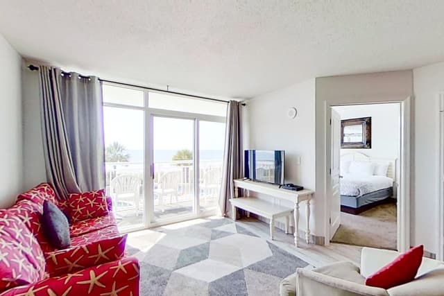 Condo, 3 Bedrooms (Oceanfront)