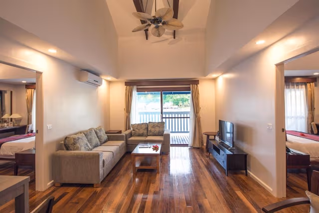 Deluxe Waterfront 2 Bedroom Villa