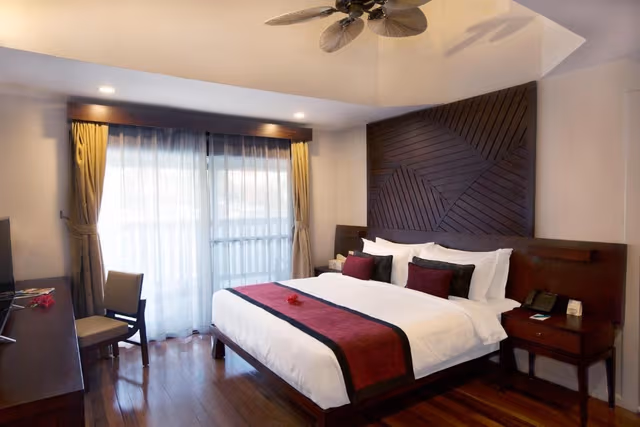 Deluxe Waterfront 2 Bedroom Villa