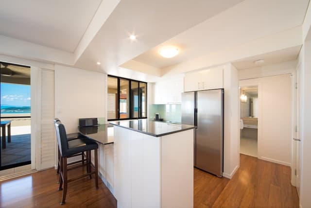 Superior Penthouse, 2 Bedrooms, Ocean View