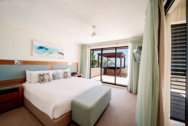 Superior Penthouse, 2 Bedrooms, Ocean View