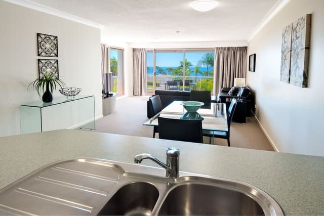 Two Bedroom Ocean View Apartment