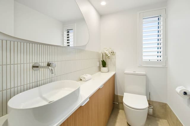 3 Bedroom Split Level Superior Ocean View