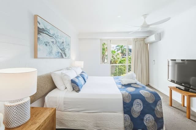 Two Bedroom Ocean View Apartment