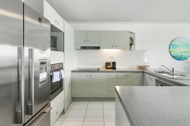 Two Bedroom Ocean View Apartment