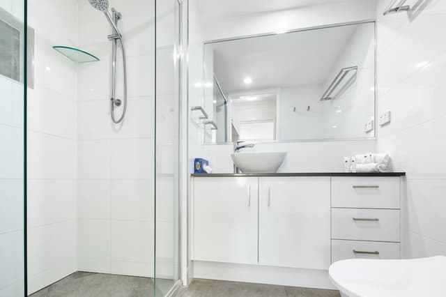 Two Bedroom Ocean View Apartment