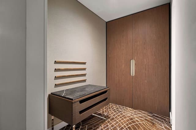 Premier Room, 1 Queen Bed, City View
