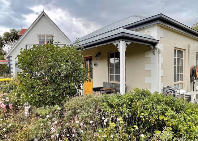 Luxury Cottage, 2 Bedrooms (Dove)
