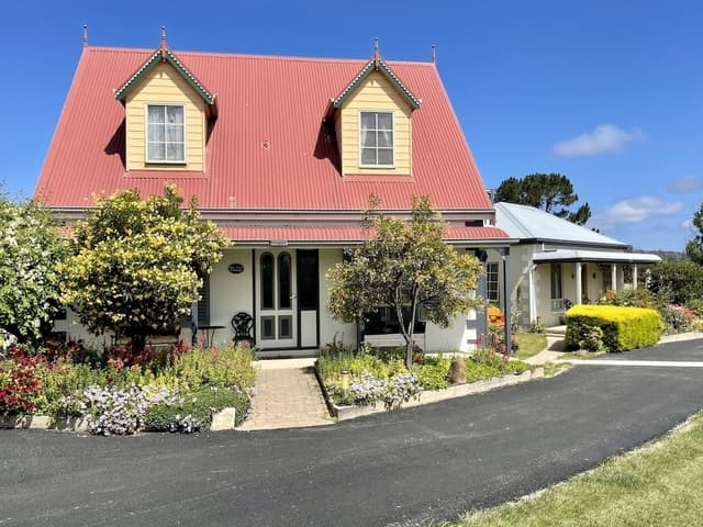 Bayview Spa Cottage