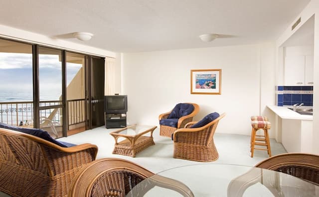 Room, 2 Bedrooms