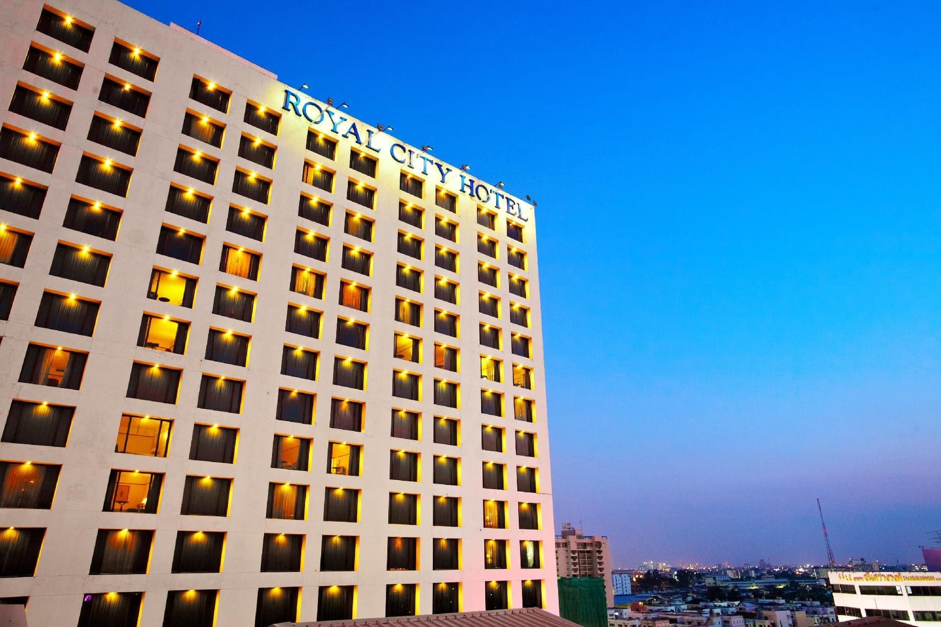 โรงแรมรอยัล ซิตี้ โรงแรมรอยัล ซิตี้