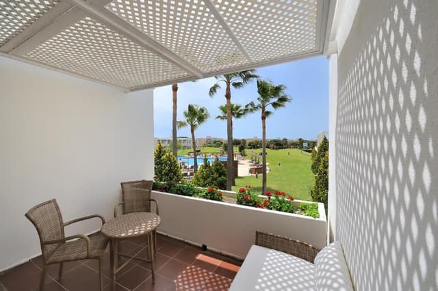 Junior Suite with Pool View