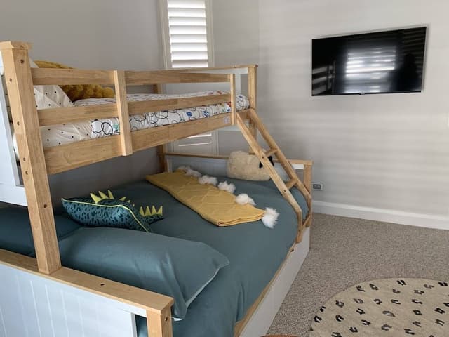 3 Bedroom Luxury Waterfront Apartment