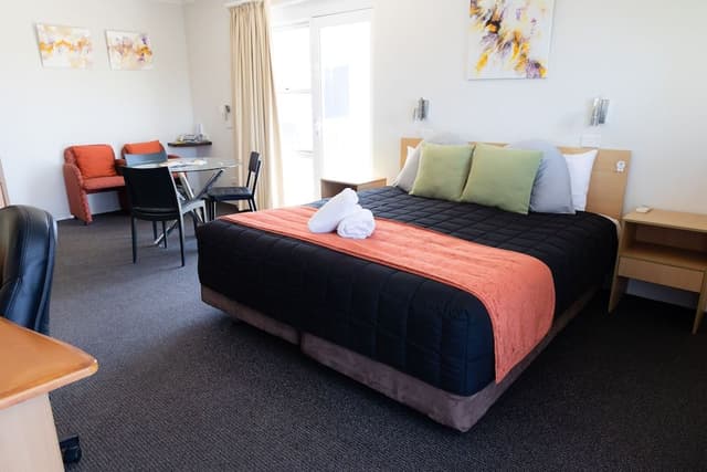 Prestige Room