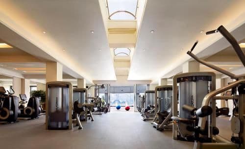 Superior Courtyard Suite
