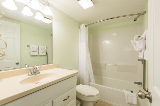 Room, 2 Bedrooms