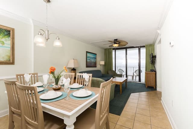 Room, 2 Bedrooms