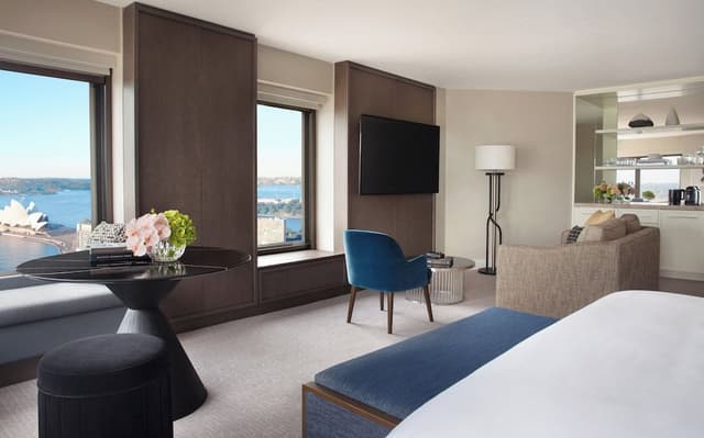 Sydney Harbour Studio Club Suite