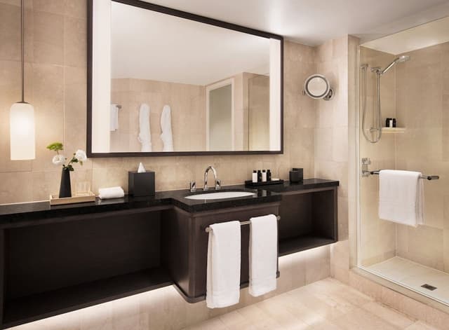 Sydney Harbour Studio Club Suite