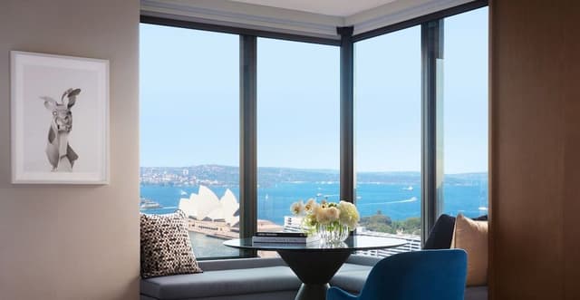 Sydney Harbour Studio Club Suite