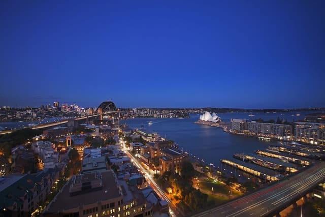 Sydney Harbour Studio Club Suite