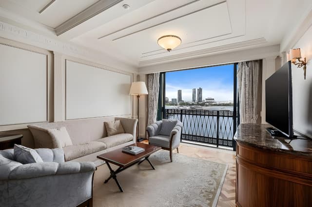 Broadwater Suite
