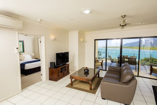 2 Bedroom Water View Apartment
