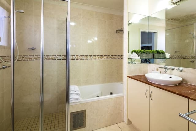 2 Bedroom Water View Apartment