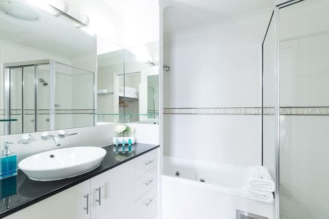 2 Bedroom Water View Apartment