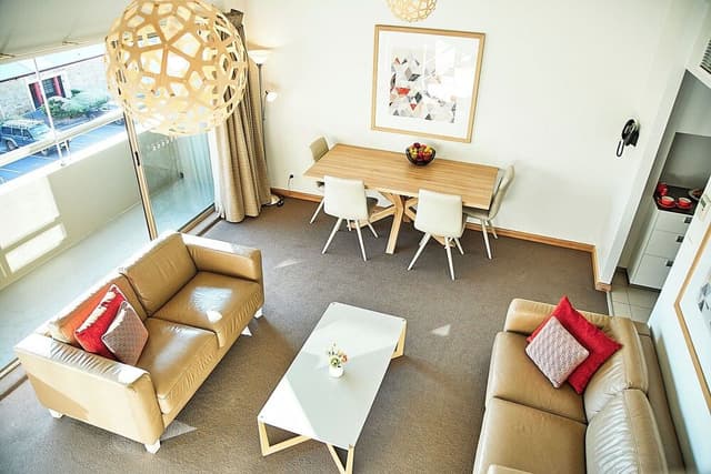 2 Bedroom Suite