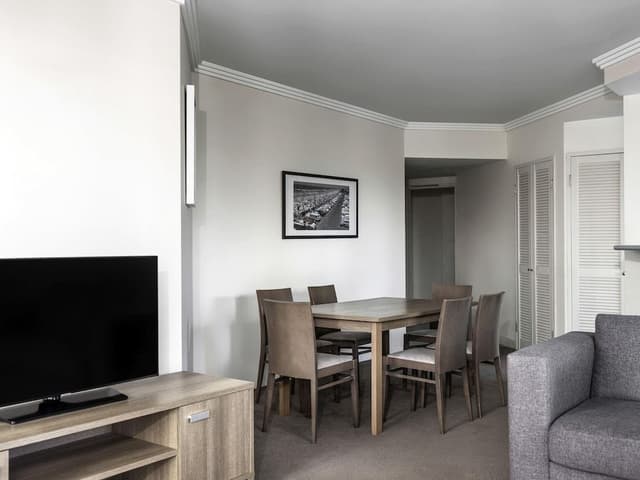 Room, 2 Bedrooms