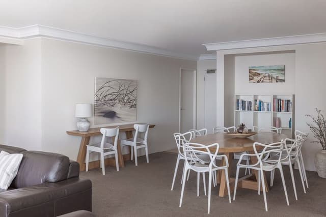 Room, 3 Bedrooms
