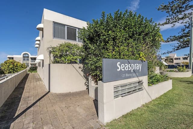 3 Bedroom Apartment - Seaspray Apartments - Property Adjacent