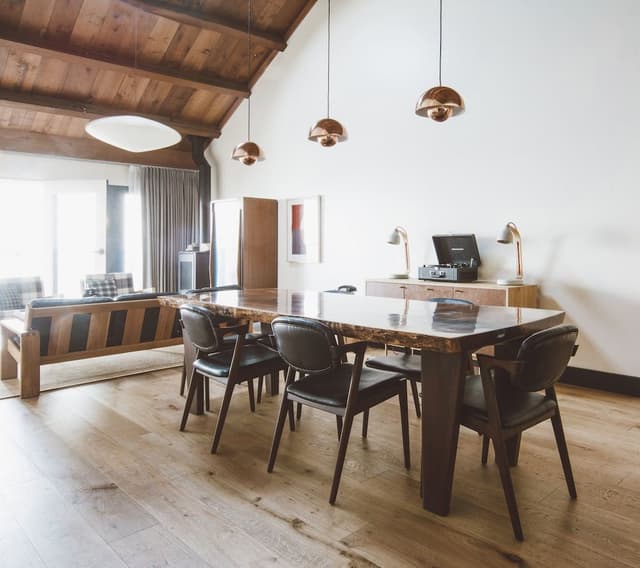Suite (Ocean)