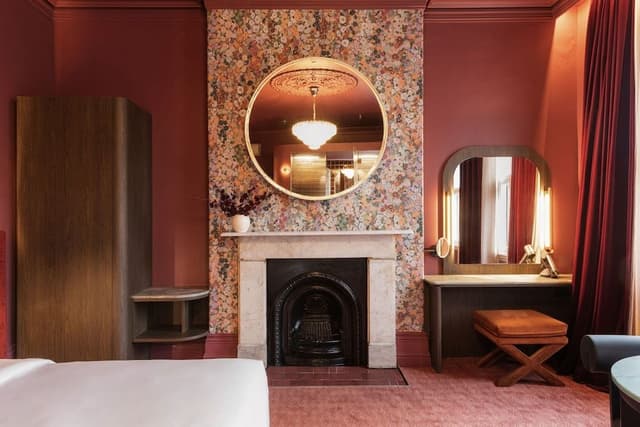 Velvet Suite