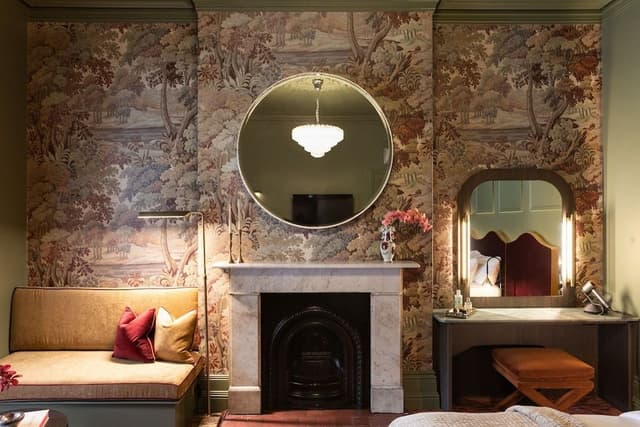 Velvet Suite