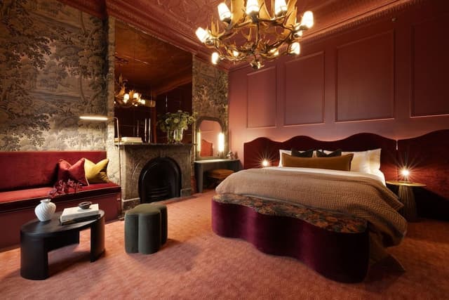 Velvet Suite