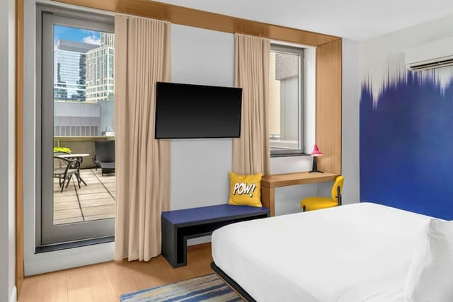 Room, 1 King Bed, Terrace, Non Smoking