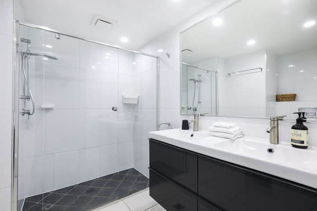 One Bedroom Apartment