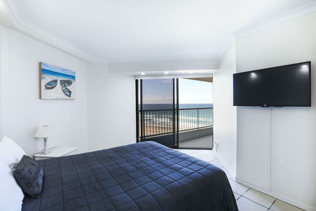 Superior One Bedroom Apartment
