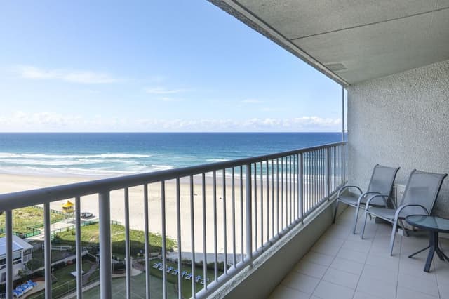 Superior One Bedroom Apartment